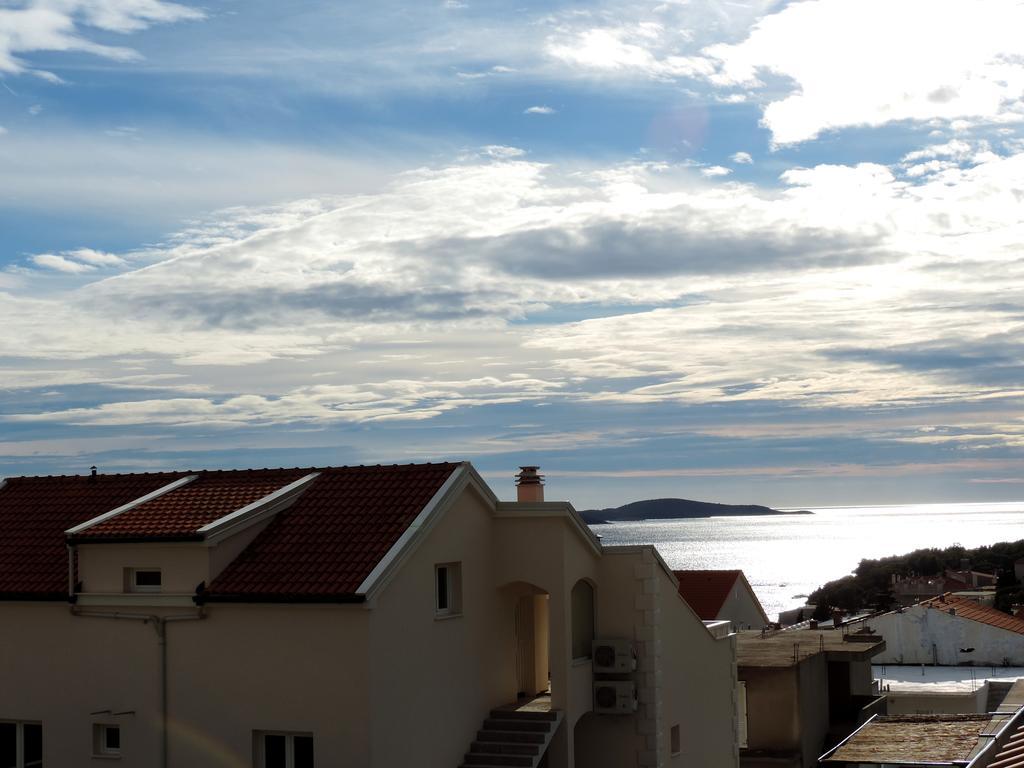 Apartment Place 2 Stay Hvar Town Exteriör bild
