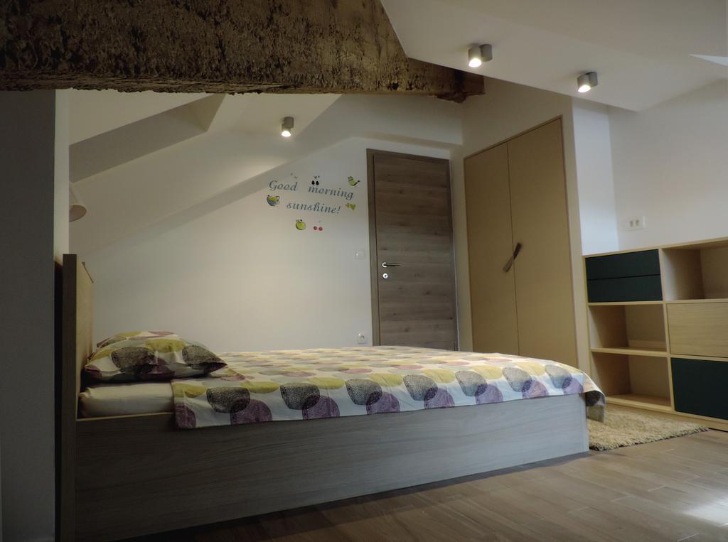 Apartment Place 2 Stay Hvar Town Exteriör bild