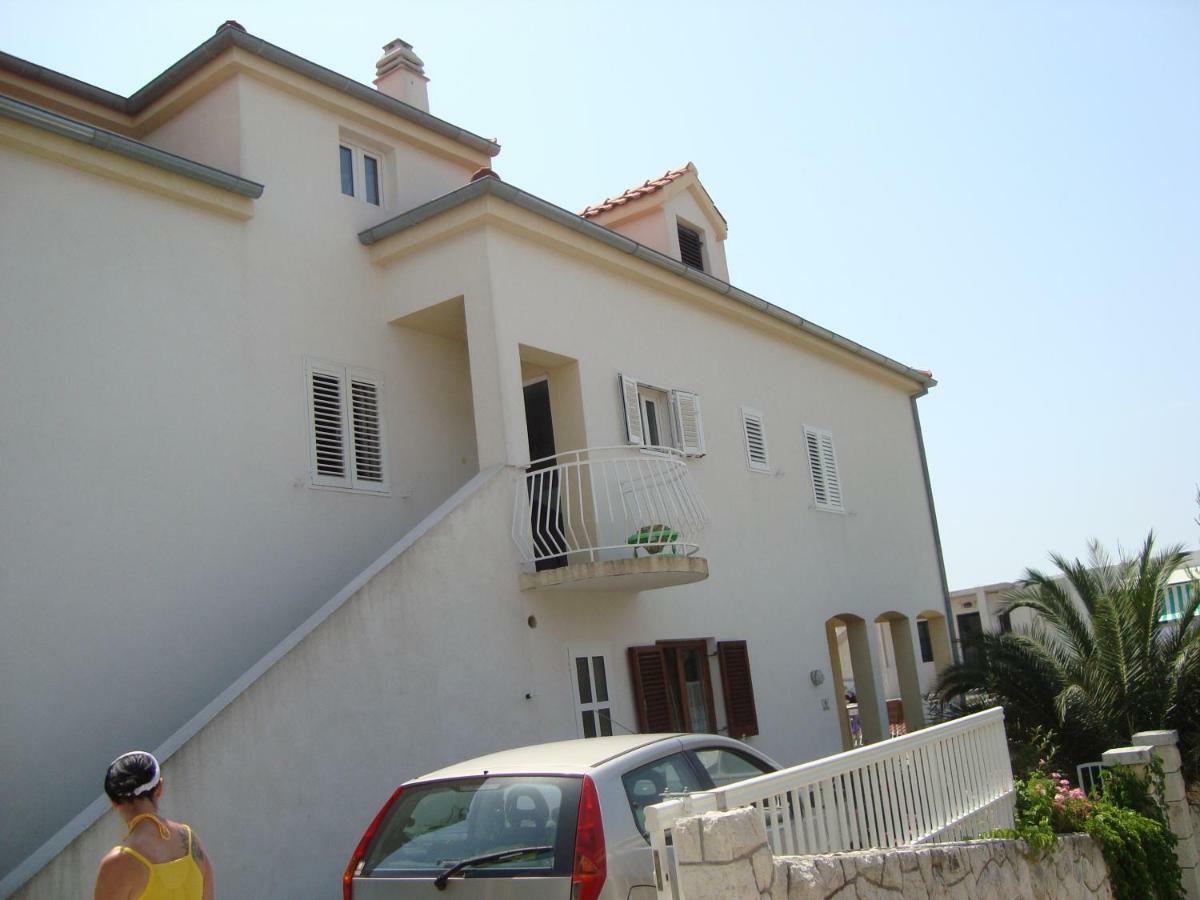 Apartment Place 2 Stay Hvar Town Exteriör bild